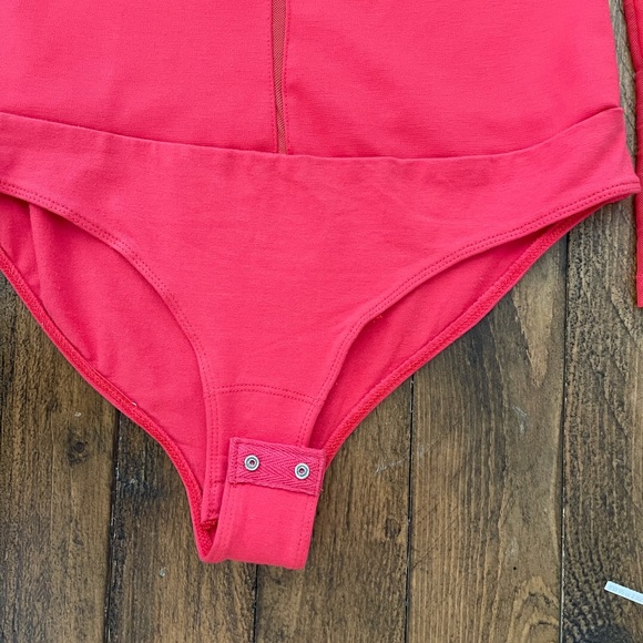 NWOT Forever 21 Coral Tops Bundle - Picture 7 of 10